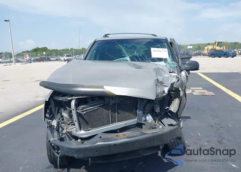 2002 Chevrolet Trailblazer Lt from USA, damaged, VIN 1GNDS13SX22471800